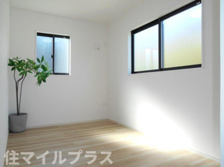 【洋室】 | 郡山市菜根3丁目新築一戸建て1棟 | 個人の部屋や寝室として使える洋室です