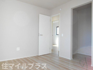 【洋室】 | 郡山市菜根3丁目新築一戸建て1棟 | 使い勝手のいい洋室です