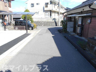 【前面道路含む現地写真】 | 郡山市菜根3丁目新築一戸建て1棟 | 前面道路含む現地写真です