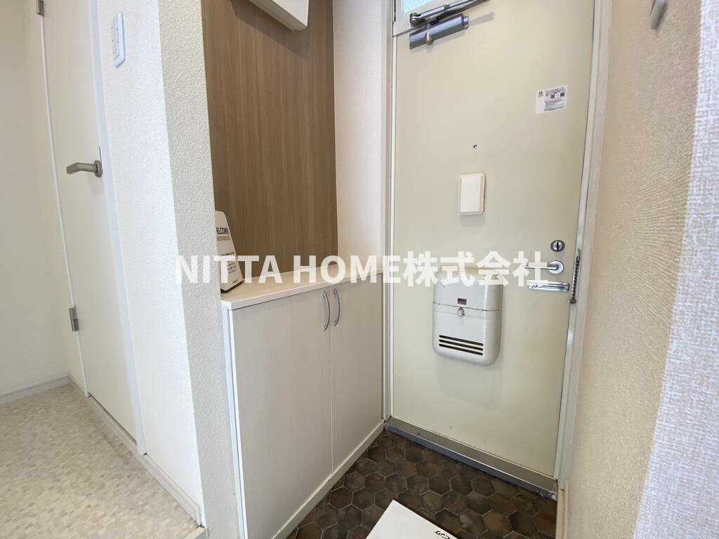 コーポ南小谷ヶ丘の玄関|嬉しい玄関シューズボックス付き!(^^)!