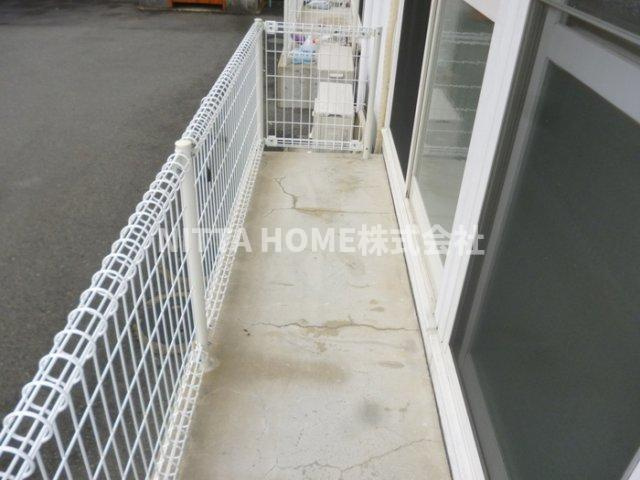 コーポ南小谷ヶ丘のバルコニー|明るいバルコニーもありますよ◆