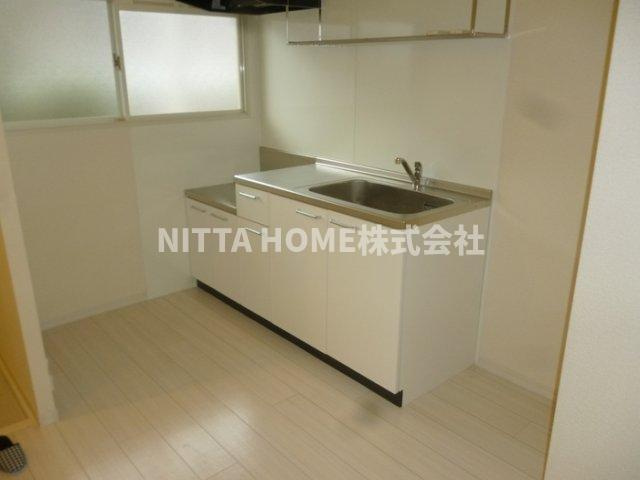 コーポ南小谷ヶ丘のキッチン|コンロ設置可能なシステムキッチン)^o^(