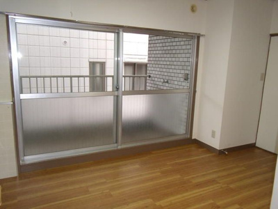 【バルコニー】 | サンコート四谷 | バルコニーがあります