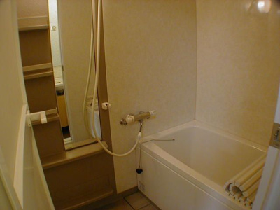 【浴室】 | サンコート四谷 | 日々の暮らしに欠かせないお風呂です