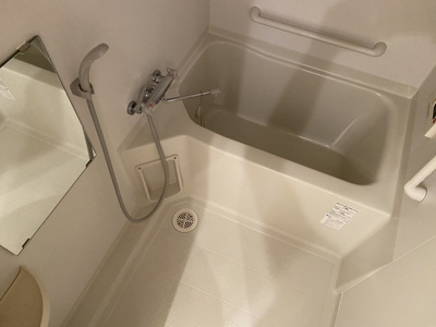 【浴室】 | カーサヴェルデ（東淀川） | 清潔感のある広いお風呂です