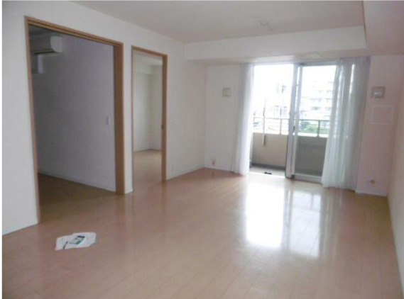 フューズ・コート175　オートロック　宅配BOX　高層階　　の居間・リビング