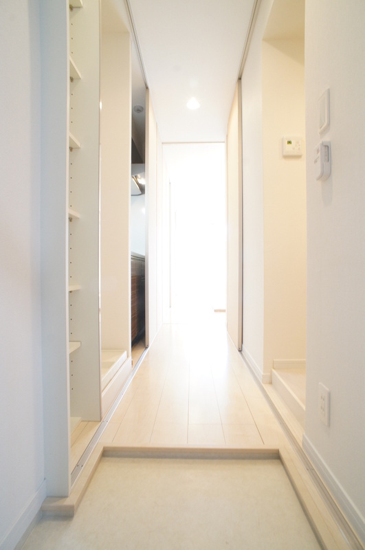 リブリ・アクシオンの玄関