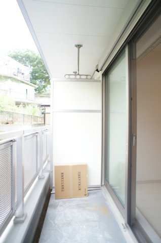 リブリ・リヴェール鎌倉のバルコニー