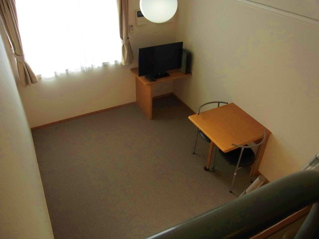 レオパレスセレーヌの居間・リビング|現況優先