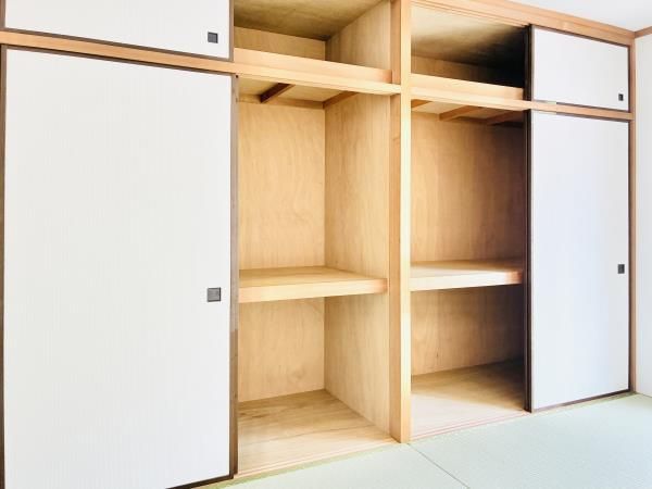 ハイツ鎌倉Ａの居間・リビング