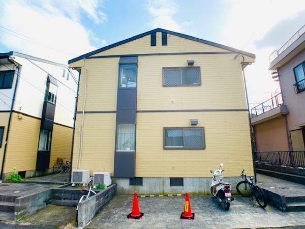 ハイツ鎌倉Ａの外観