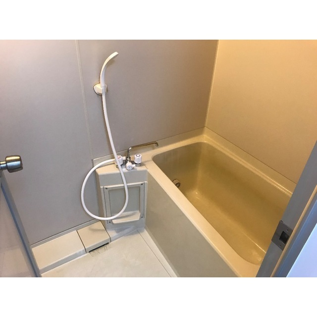 鎌倉ピュアハイムの浴室