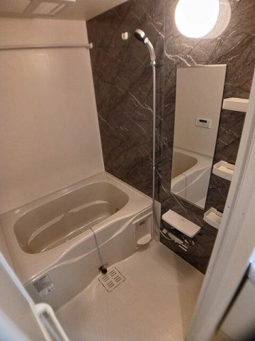 アベニールＦの浴室