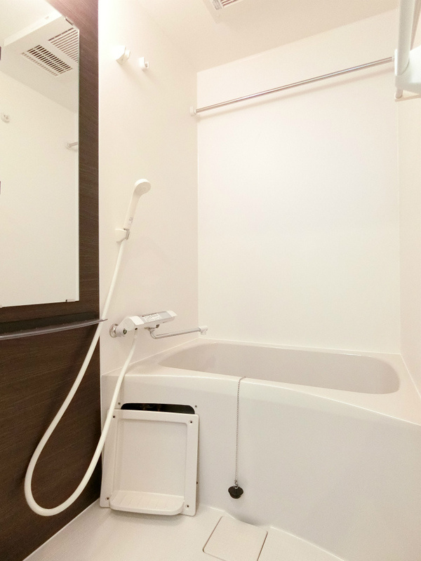 リブリ・B-one鎌倉の浴室