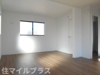 【洋室】 | 郡山市富田町猪鹿野久保新築一戸建て1棟 | 広々とした洋室です