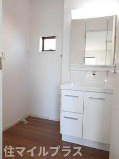 【独立洗面台】 | 郡山市富田町猪鹿野久保新築一戸建て1棟 | 独立洗面台で身支度をすべて済ませてしまいましょう
