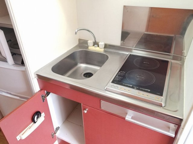 レオパレスヴェルジェ　ドゥのキッチン