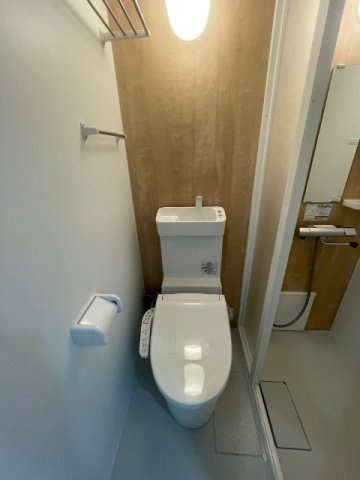 メゾン西中延台のトイレ