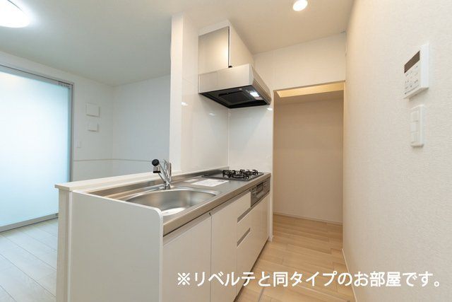 シャンブル湘南のキッチン