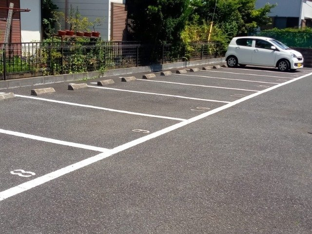 レオパレスサンデン５のその他