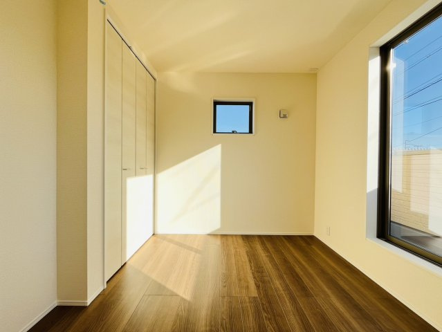 武豊町土穴57-6『仲介手数料無料』新築戸建ての洋室