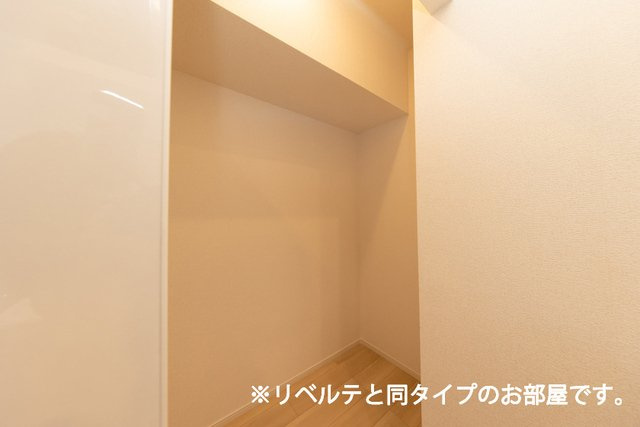 Ｈｉ－Ｒｏｓｅｔｔａ　Ａの収納