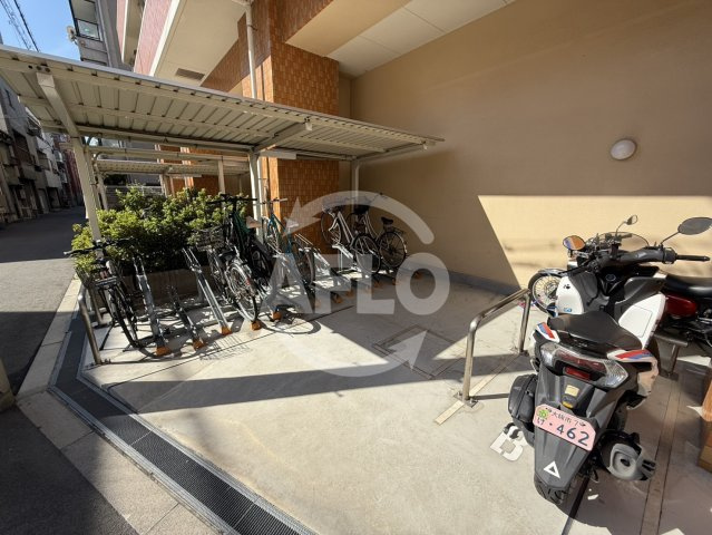 ふぁみ～ゆ弁天町の駐車場|ふぁみ～ゆ弁天町　駐輪場