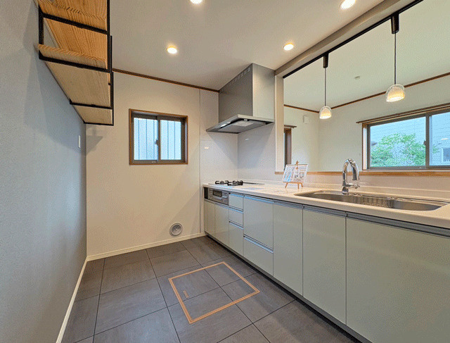 仙台市太白区袋原平淵　デザインリフォーム住宅♪のキッチン