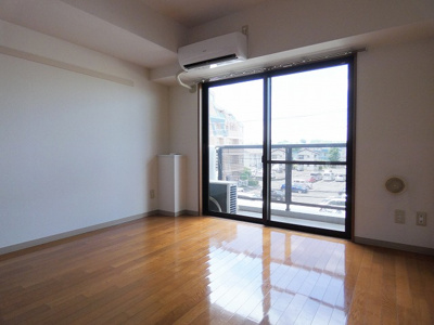 【寝室】 | ラフィーネ