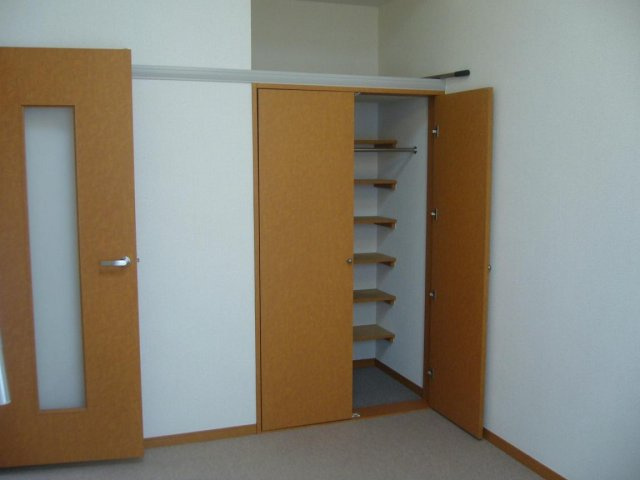 レオパレスファナーリの内装