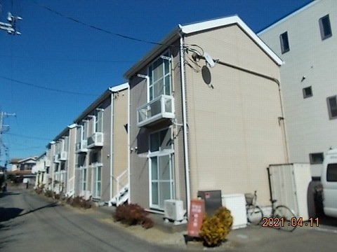 レオパレスファナーリの外観