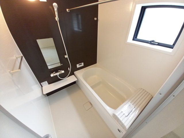 水戸姫子　４期の浴室|足が伸ばせる浴槽で、一日の疲れを癒してください～！リラックスタイムを～