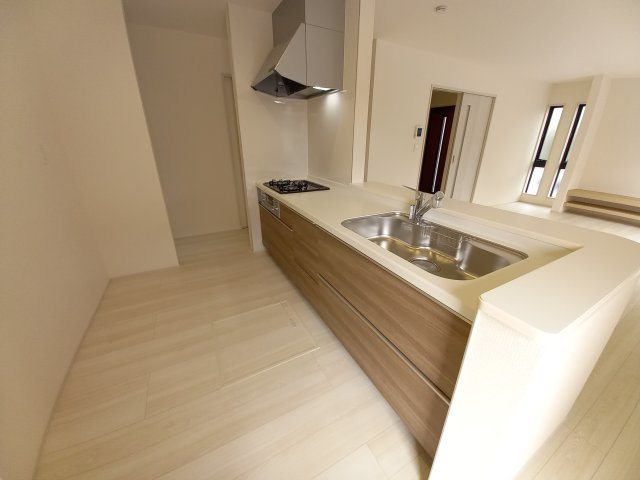 水戸姫子　４期のキッチン|リビングは家族皆が集まる場所～家族会議からお子様の日々の成長を感じれる場所です。