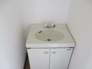 岩出市　西安上の独立洗面台