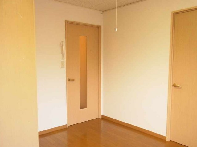 レオパレスセリティー湘南の居間・リビング|現況優先