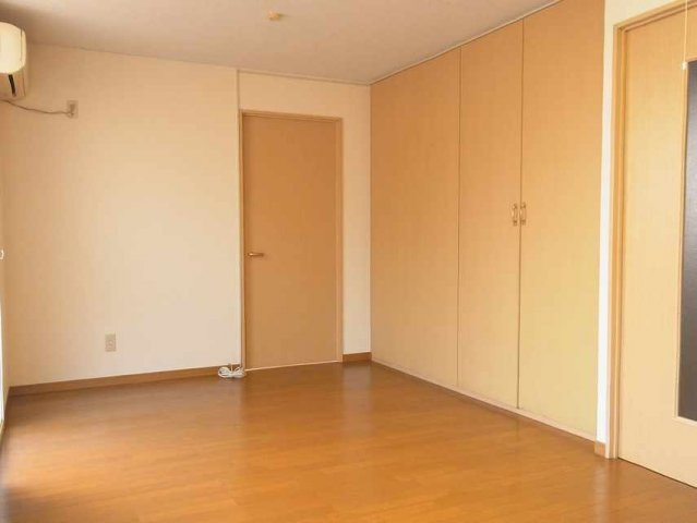 レオパレスセリティー湘南の居間・リビング|現況優先