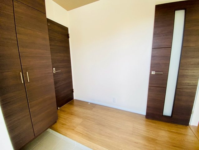 リーブルガーデン／北区龍田第四／2号棟の玄関