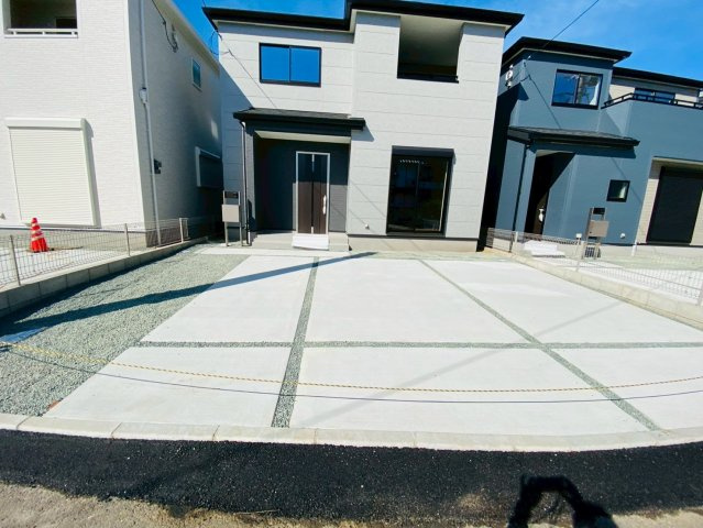 リーブルガーデン／北区龍田第四／2号棟の駐車場