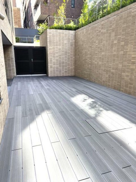 千代田区六番町の賃貸マンションのバルコニー