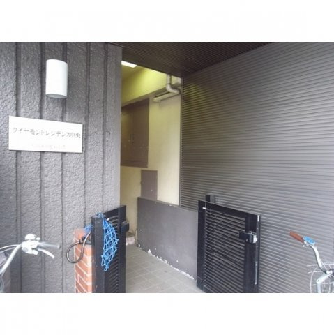 ダイヤモンドレジデンス中央のエントランス|エントランス