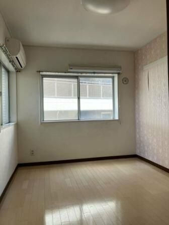 ブルーストーンの居間・リビング