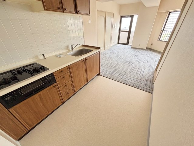 グラン・ドムール府中のキッチン