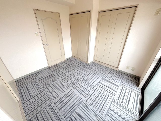 グラン・ドムール府中の居間・リビング