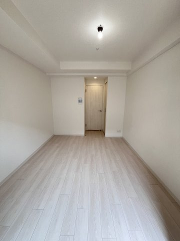 大阪市城東区東中浜２丁目の賃貸マンションの洋室