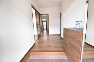 【玄関】 | 鹿屋市笠之原町　中古戸建