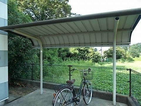 レオパレスデニムのその他