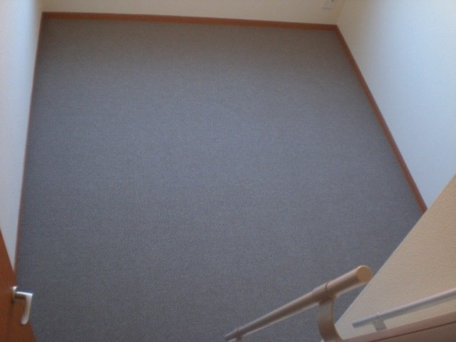 レオパレステンの居間・リビング