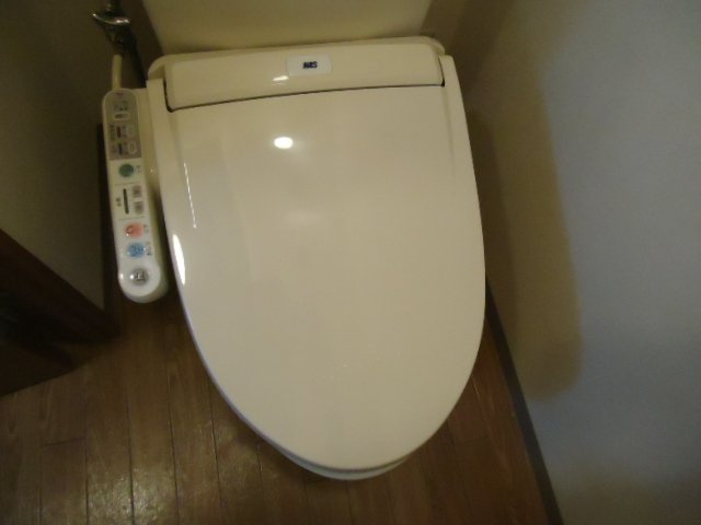 ヤマリハウス　コヤマのトイレ|シャワー付トイレ