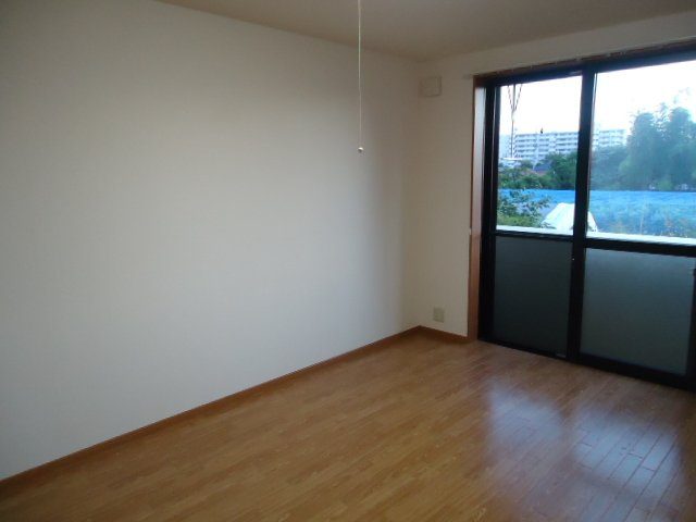 ヤマリハウス　コヤマの内装|洋室