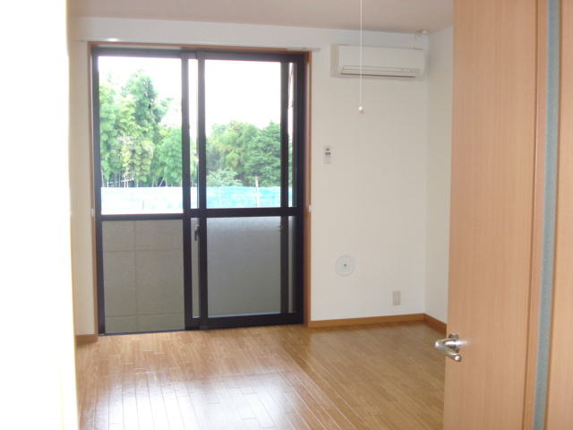 ヤマリハウス　コヤマの内装|洋室